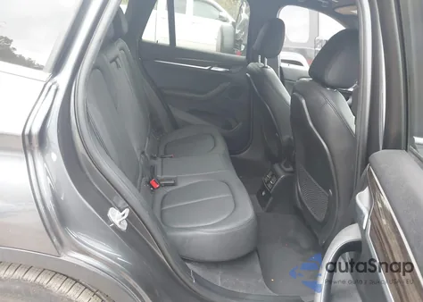 2017 BMW X1 xDrive28I из США, поврежденный, VIN WBXHT3C36H5F69697